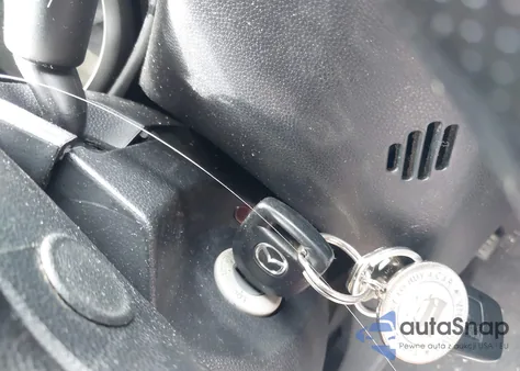 2006 Mazda 3 I z USA, uszkodzony, nr VIN JM1BK32F661457579